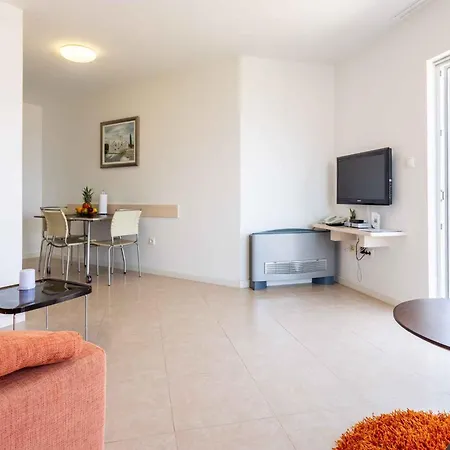 In Podstire - Insel Brac 42460 スプリツカ